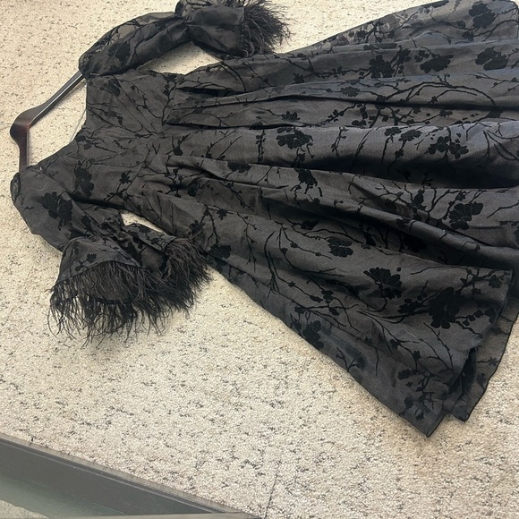 Vintage L ultra sheer/feather vintage dress in excellent vintage condition. - Picture 11 of 16